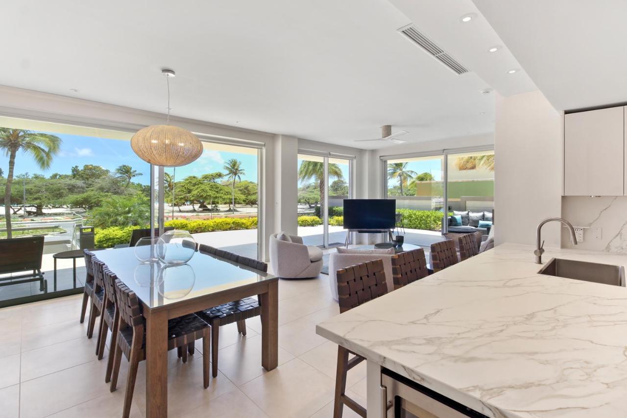 O Condominium Beachfront Residences, By Bocobay Aruba パームビーチ エクステリア 写真
