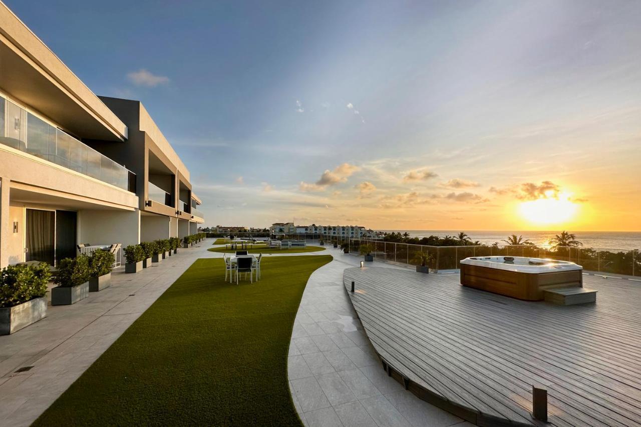 O Condominium Beachfront Residences, By Bocobay Aruba パームビーチ エクステリア 写真