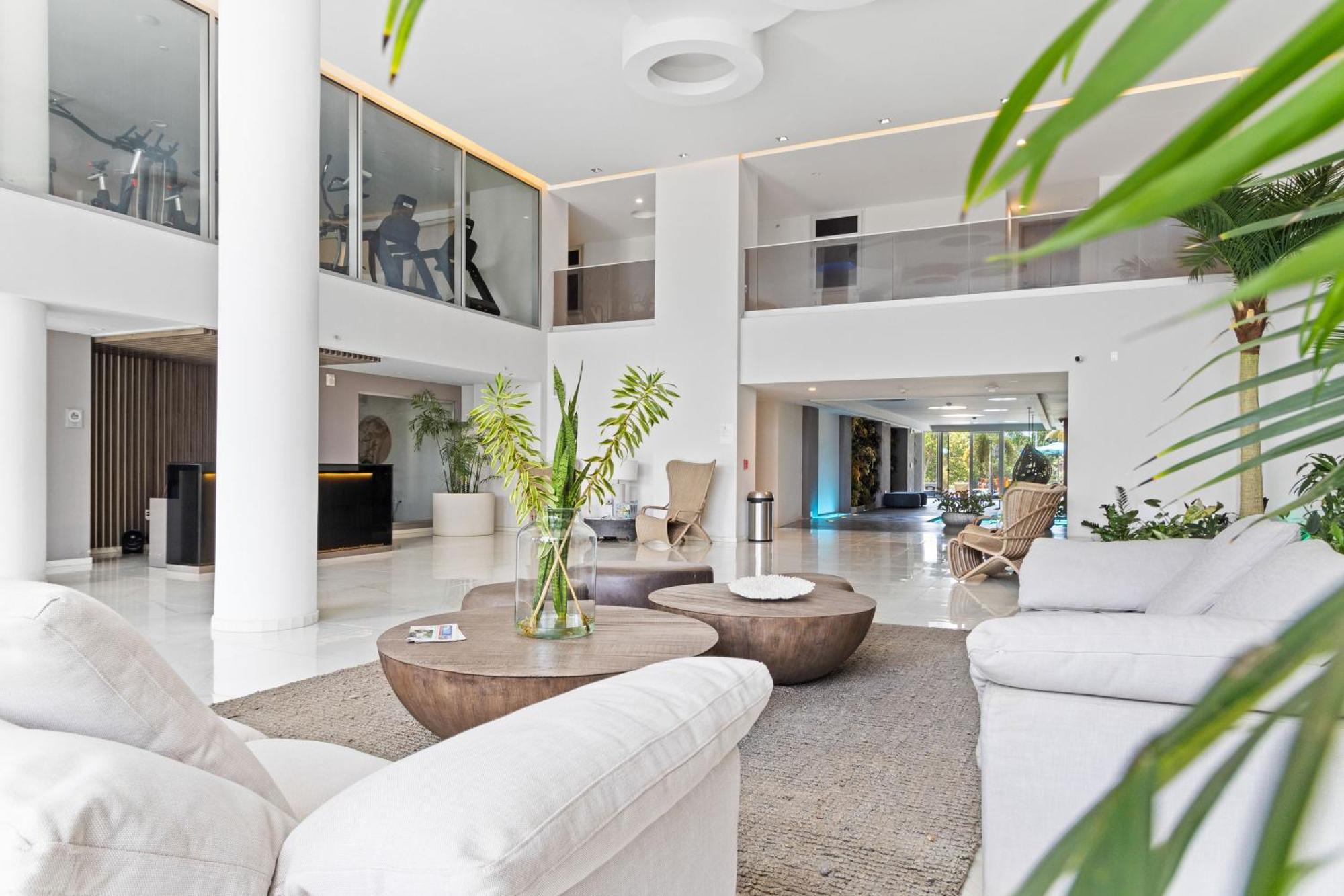 O Condominium Beachfront Residences, By Bocobay Aruba パームビーチ エクステリア 写真