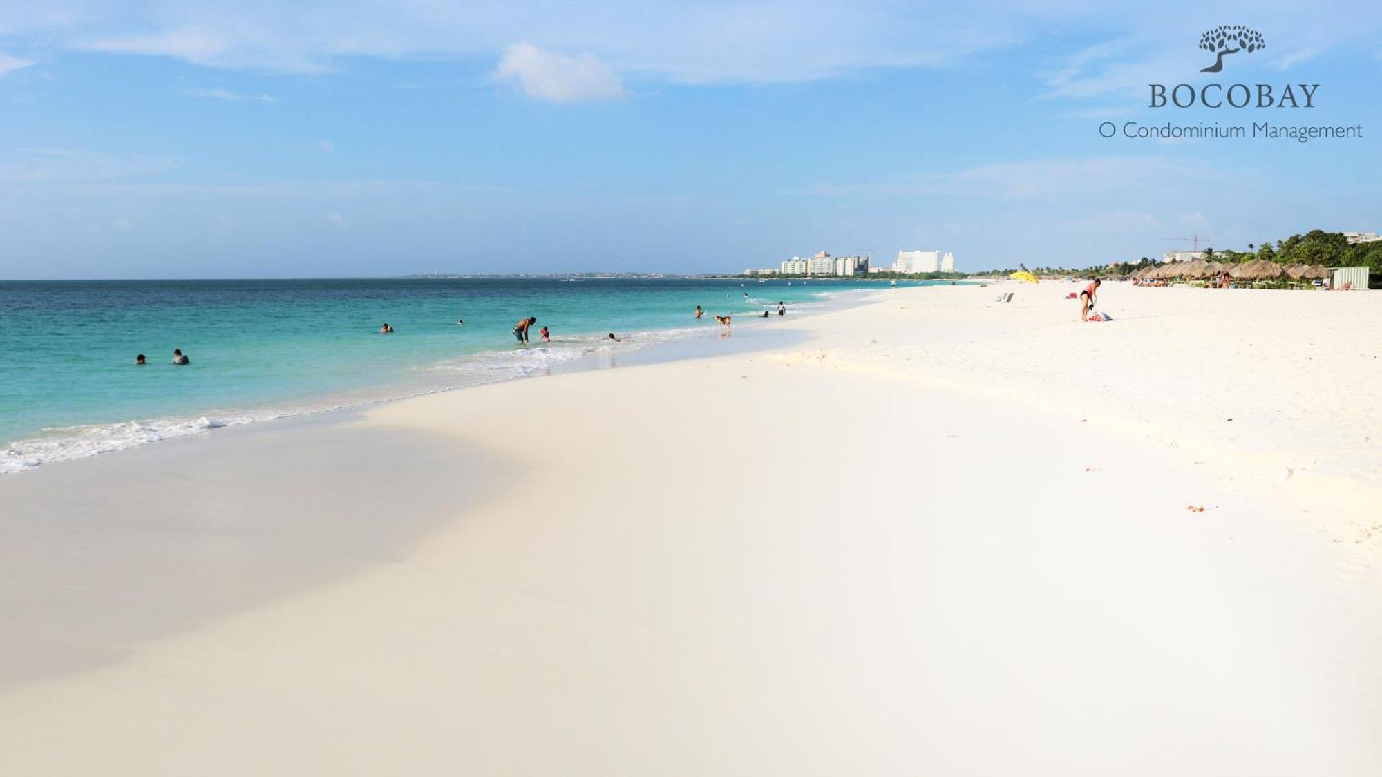 O Condominium Beachfront Residences, By Bocobay Aruba パームビーチ エクステリア 写真