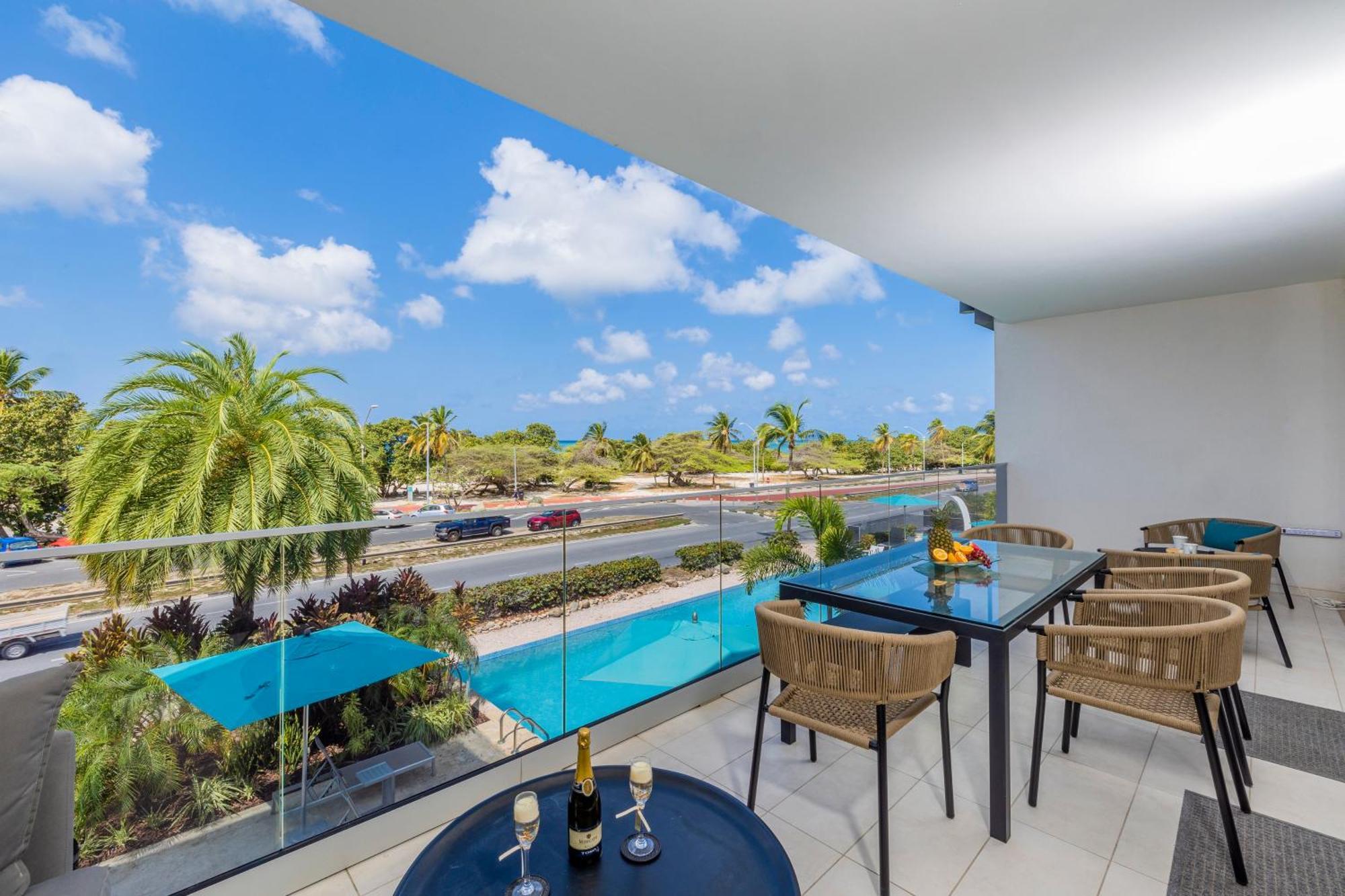 O Condominium Beachfront Residences, By Bocobay Aruba パームビーチ エクステリア 写真